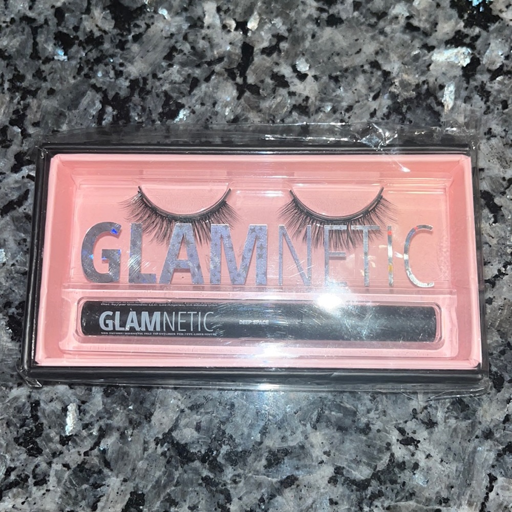 Brand new Glamnetic eyelashes